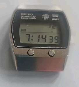 Seiko M159-5028 1977 primer cronógrafo digital y primer reloj LCD - Imagen 1 de 8