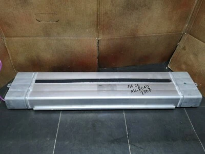 2007 AUDI A6 ALLROAD QUATTRO ACCUMULATOR CHASSIS LEVEL REGULATOR  4F0616203C - Image 1 of 4