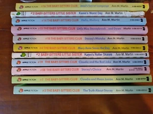 Lot of 11: 9 Original Baby Sitters Club & 2 Lil Sis Paperback Books, Kids, Teens - Bild 1 von 12
