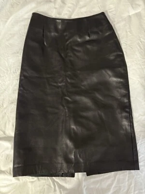 Falda de cuero negra Foto 1 de 3
