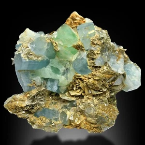 628GM | Unique Aquamarine & Fluorite Crystal Cluster Mica Specimen | Skardu Pak. - Picture 1 of 16
