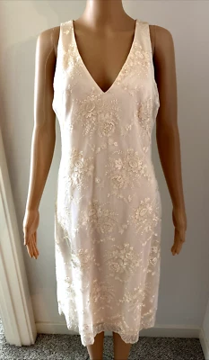 Vestido Escada Blush Rosa Floral Encaje EU 36 Sin Mangas Cuello en V Forrado de Seda Alemania Foto 1 de 4