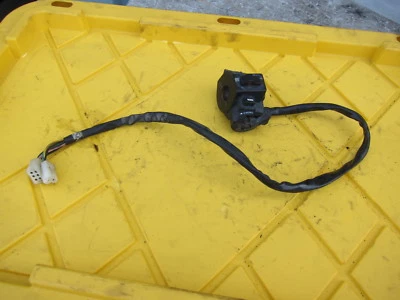 Yamaha Venture Royale XVZ1200D 1984 OEM clip izquierdo en mango bocina interruptor de señales Foto 1 de 4