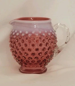 Brocca squat Fenton vetro mirtillo opalescente piano cottura 4,5 pollici 1941-1955 vintage   - Foto 1 di 24