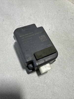 Датчик давления в шинах Toyota Sequoia Tundra 2008-2013 годов выпуска от оригинального производителя 89760-0c040 - Изображение 1 из 4