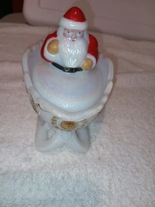 Vintage Westmoreland Milk Glass Santa In Sleigh - Picture 1 of 9