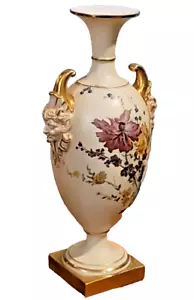 Vaso floreale dipinto a mano Royal Worcester Blush doppio manico figura 1716 RARO 8" - Foto 1 di 13