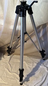 Manfrotto Bogen 3058 161 Treppiede ridotto $90 Spettacoli quasi senza usura colonna con ingranaggi - Foto 1 di 2