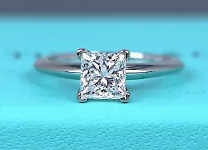 $17,200 Tiffany & Co Platinum 1.03ct E VS2 Princess Cut Diamond Engagement Ring - Picture 1 of 12