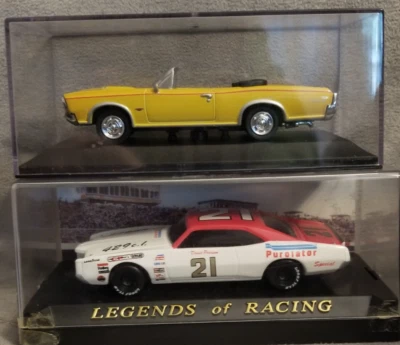Lot of 2- 1/43 1971 Mercury Cyclone David Pearson #21 & 1966 Pontiac GTO & Cases - Image 1 of 4
