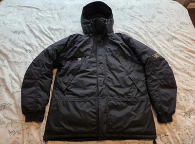 Mountain Hardware Men's XL Conduit Puffer Coat - Image 1 of 4