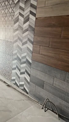 Porcelain and Ceramic Tiles out door indoor wall and floor tiles multi sizes  - Image 1 of 4