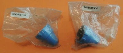 John Deere Fan Shot Spray Pattern Blue 1" Thread Hose Nozzle DN100FS30 2 each  - Image 1 of 2