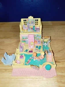 1994 Polly Pocket Bluebird "Kindergarten" komplett - Bild 1 von 7