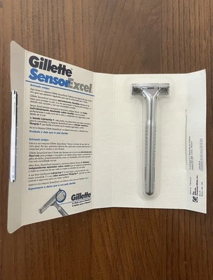 Gillette Sensor Excel vintage razor - Image 1 of 4