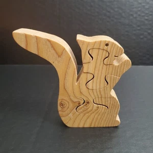 Rompecabezas de ardilla de madera vintage cortado a mano 4 piezas rompecabezas escritorio manto decoración - Imagen 1 de 9