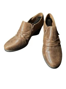 Falls Creek Laura Brown Women’s Size 11M Side Zip Block Heel NWOB - Picture 1 of 13