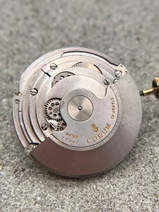 #1646 ORIGINAL CORUM 2752 ETA AUTOMATIK UHRWERK MECHANISM DATUM DATE - Picture 1 of 5