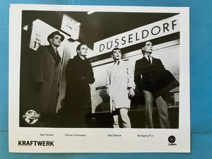 Kraftwerk , Original Vintage Presse Headshot Foto - Bild 1 von 1