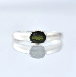 Atractivo anillo de plata de ley 925 de turmalina verde de alta calidad al... - Imagen 1 de 8