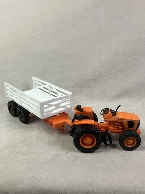 1:43 Kubota Tractor And Trailer - Image 1 of 4