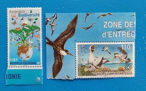 NEW CALEDONIA 2010 BIODIVERSITY PARAKEET 1v, 2013 BOOBY 1v - bird stamps MNH - Picture 1 of 1