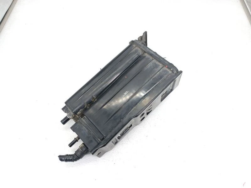 2014 Kia Cadenza Fuel Vapor Canister OEM  - Image 1 of 4