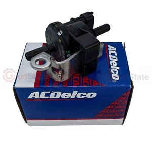 For Saturn Vue 3.6 2008-2010 Evaporator Emission Canister Purge Solenoid Valve - Imagen 1 de 4