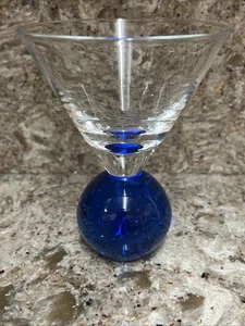 Vintage Martini Cosmo Glass Blue Handblown Controlled Bubble Ball Base 6oz - Picture 1 of 5