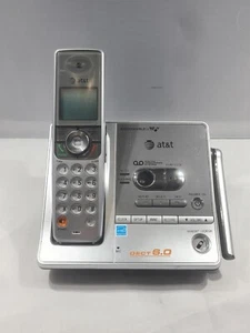 AT&T Handset Telephone Dect 6.0 Cordless Phone Silver/Gray SL82318 - Picture 1 of 4