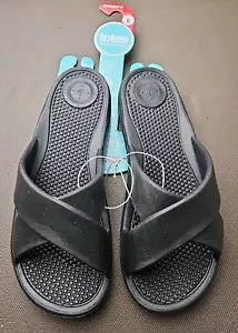 Sandalo slip-on taglia 8 nero Totes EveryWear doccia piscina spiaggia impermeabile leggero - Foto 1 di 3