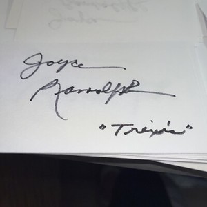 Joyce Randolph The Honeymooners signed 3x5 index card