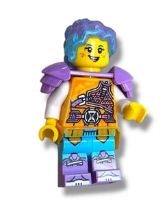 Lego Izzie 71453 & Shoulder Pads DREAMZzz Minifigure - Picture 1 of 2