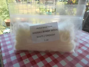 Plucked French Angora Rabbit Wool - WHITE - Picture 1 of 3