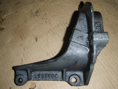 64 65 Oldsmobile Oldsmobile 442 F85 V8 382804 1964 1965 soporte delantero Foto 1 de 4