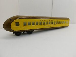 LIONEL PREWAR No. 754 UNION PACIFIC YELLOW  BROWN O GAUGE OBSERVATION CAR ONLY