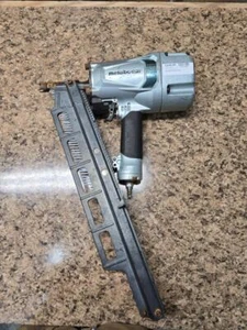 METABO HPT NR 83A5(S) (TCP016640) - Foto 1 di 3