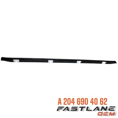 2008-2014 MERCEDES-BENZ C300 FAIXA DE PORTA INFERIOR DIREITA TRASEIRA NOVA OEM A 204 690 40 62 - Imagem 1 de 4