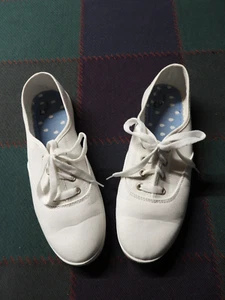 Zapatillas informales con cordones Time and Tru - Lona blanca - Talla 9 - WMTT29DP062 - USADO EN EXCELENTE ESTADO - Imagen 1 de 7