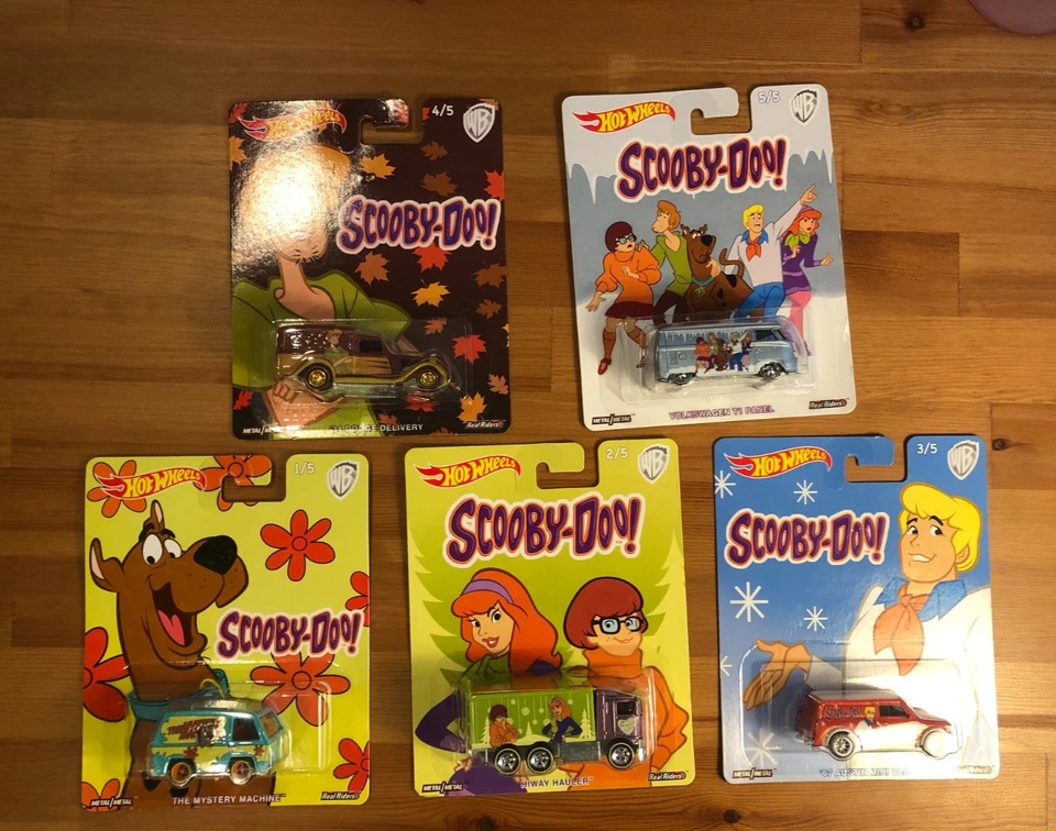 Complete Set of 5 NIB Hot Wheels Premium Collectors Real Riders Scooby Doo 2017 - Image 1 of 4