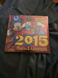 Disneyland Resort Mickey Mouse 2015 Photo Album & Autograph Book with Pen Sealed - Picture 1 of 2