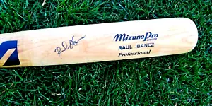 RAUL IBANEZ Philadelphia Phillies GAME USED + SIGNED MLB Bat JSA COA - Picture 1 of 3