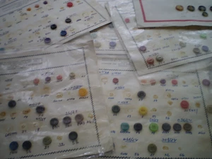Very old Bulgarian buttons 1982 s 66 pieces - Picture 1 of 5