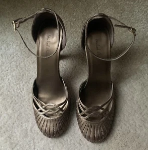 Michael Antonio Closed Round Toe 4” Heels Bronze Pattern Size 8 Used No Marks - Picture 1 of 12