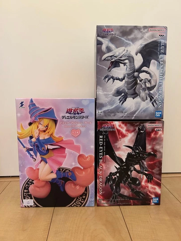 N/A Figura YuGiOh Ojos Azules Blanco Dragón Ojos Rojos Negro Mago Niña Foto 1 de 1