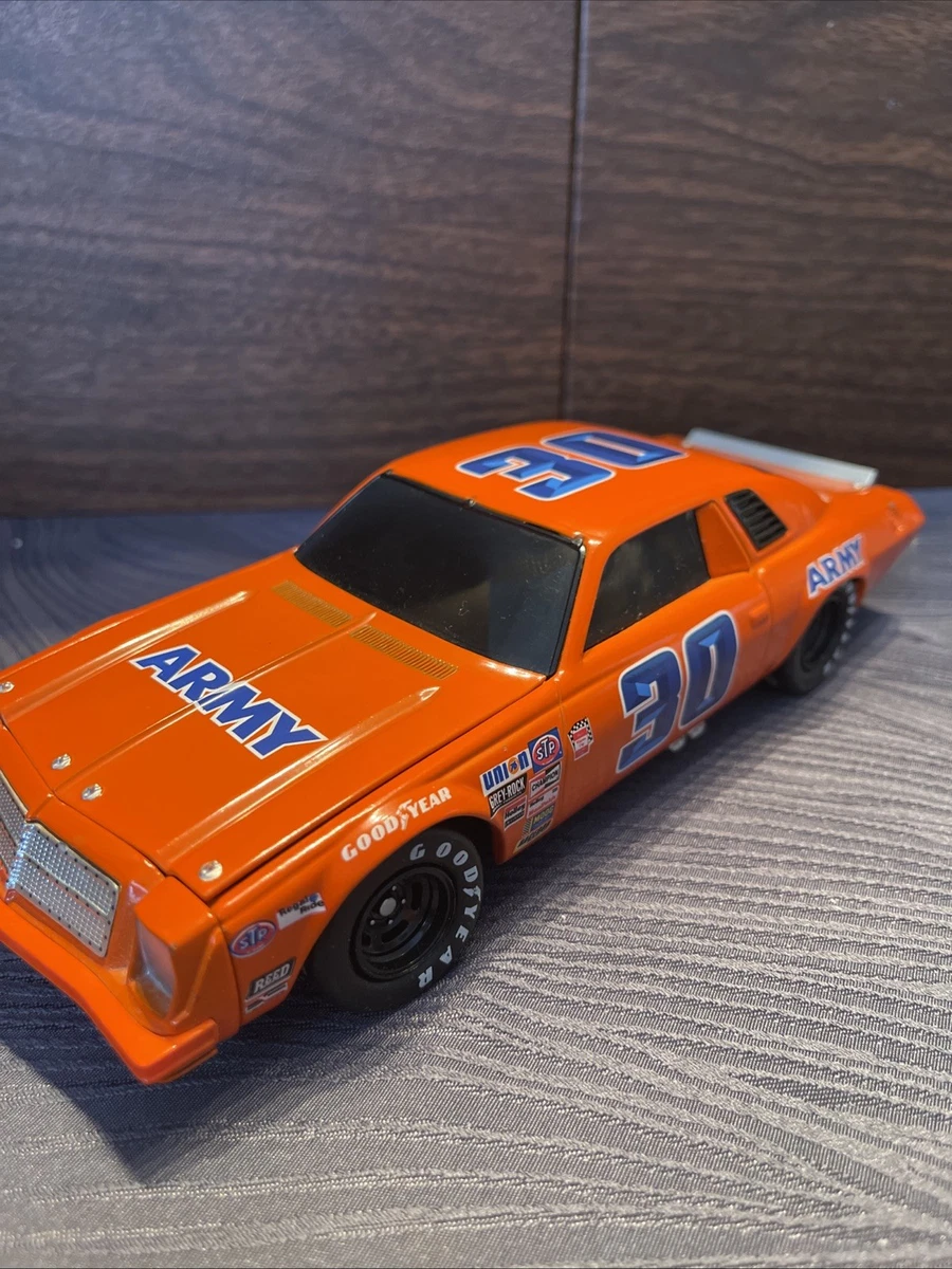 Dale Earnhardt Diecast Racing Cars 1976 Vehicle Year for sale | eBay