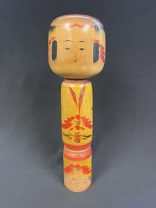 Med Vintage Red Traditional Handpainted Japanese Kokeshi Doll Folk Art 12" 30cm - Picture 1 of 12