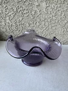 Tazón de estilo de costilla de Adán violeta vidrio artístico Fenton - Imagen 1 de 5