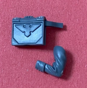 Agentes Inquisitoriales Equipo de Matanza INTERROGADOR AGENTE BRAZO Y LIBRO - 40K - Imagen 1 de 1