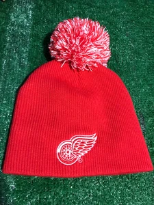 Detroit Red wings Hat winter labatt blue Redwings beanie Hat Cap Fitted 38 NHL-1 - Picture 1 of 5